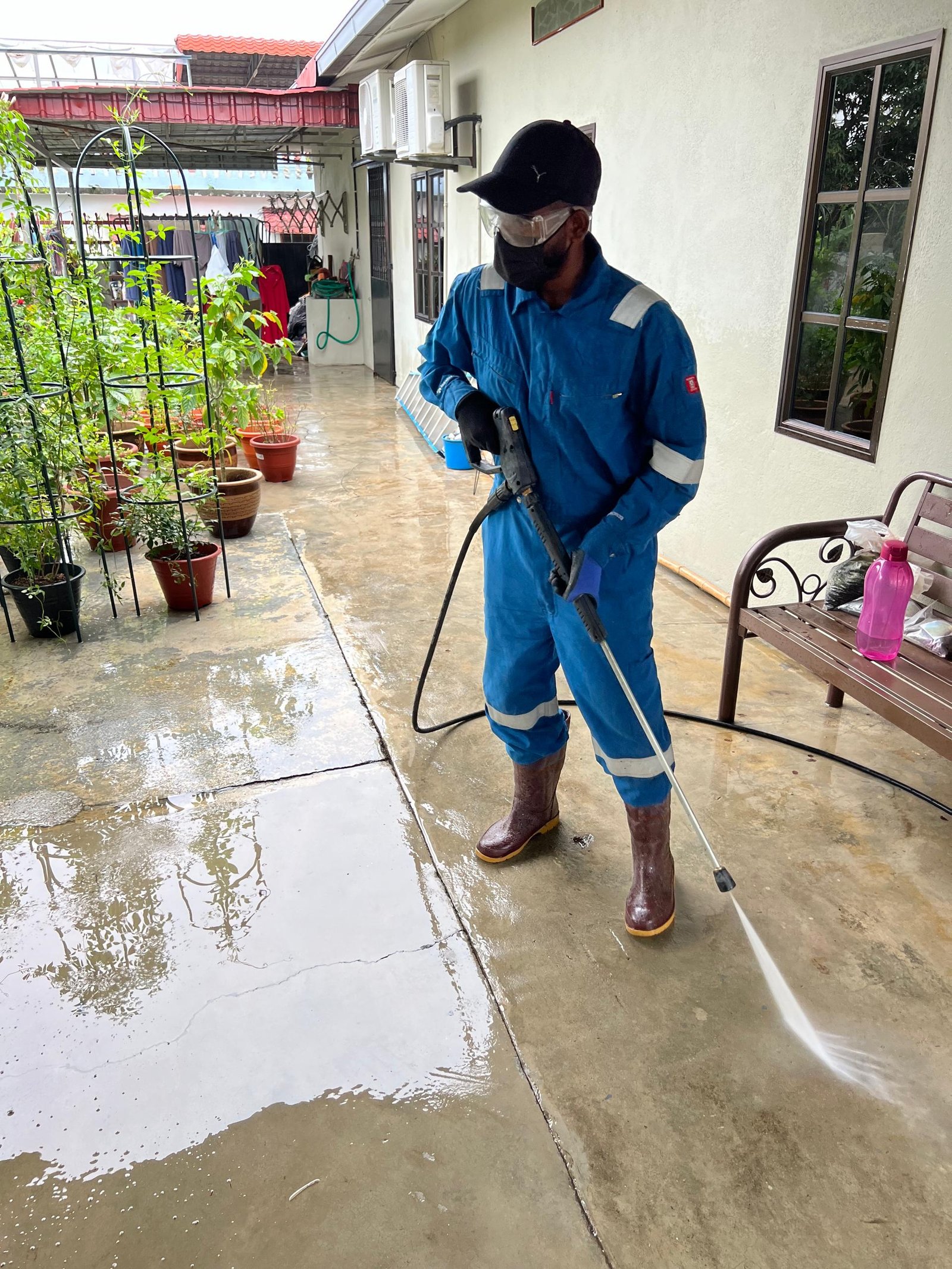 Pressure washing cleaning services in Malaysia